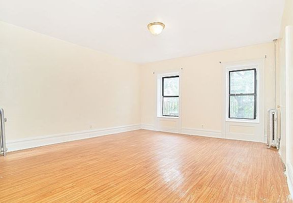 2nd image of 2 Hawthorne St APT 6
