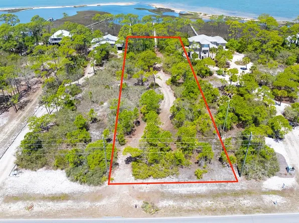 1721 E Gulf Beach Dr, Eastpoint, FL 32328