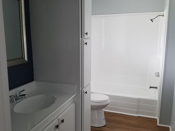 4th image of 4040 E Piedmont Dr #16