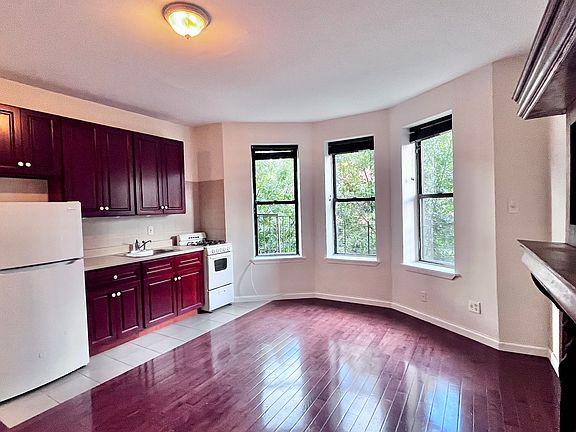 2nd image of 64 Herkimer St #11