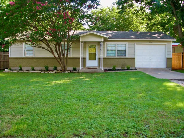 705 N Pendell Ave, Cleburne, TX 76033