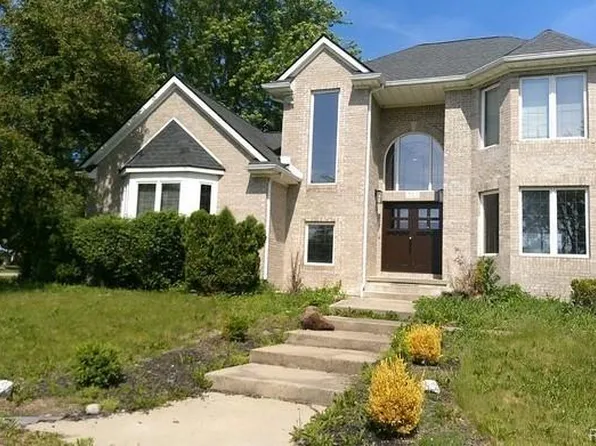 561 S Elba Rd, Lapeer, MI 48446