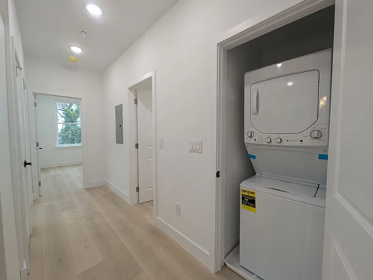 835 N 63rd St #4 — Photo 13