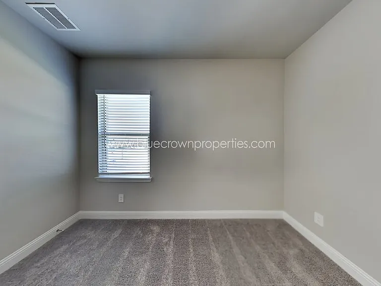 1024 Meadowlark Ave — Photo 11