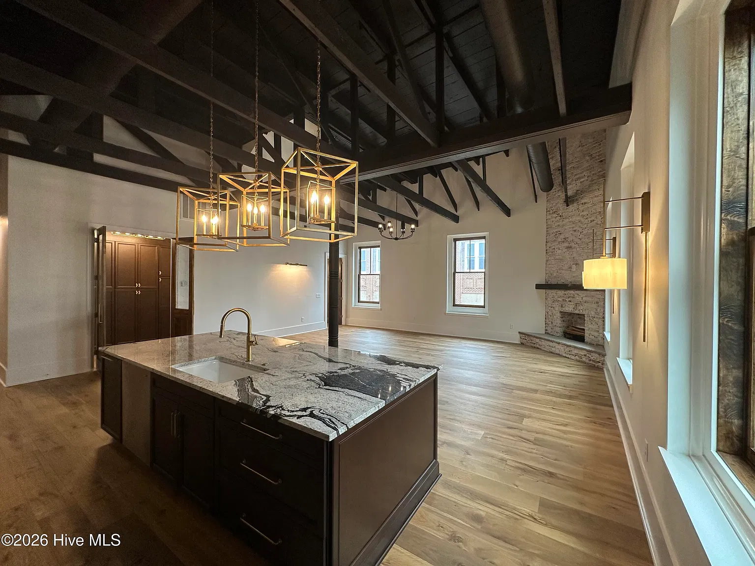 2 bed, 2.5 bath, $3,500 — Photo 4
