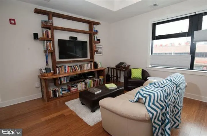 551 N Lawrence St #1 — Photo 9
