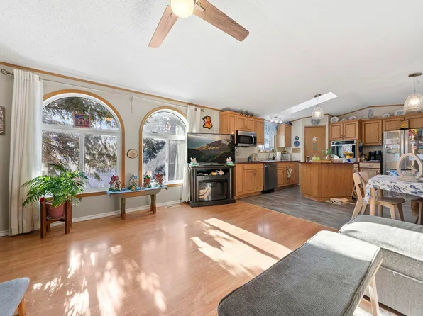 66 Evergreen Park NW, Edmonton, AB T5Y 4M2