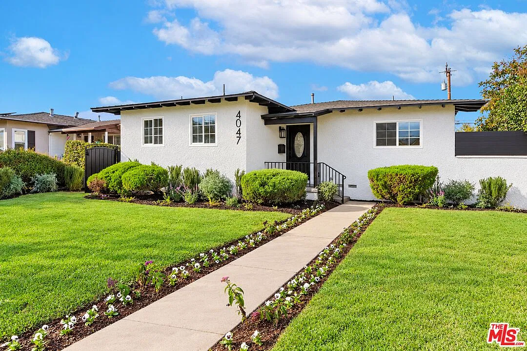 3 bed, 1.0 bath, 1139 sqft, $6,500 — Photo 1