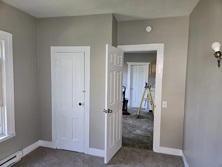 109 Green St #2 — Photo 3