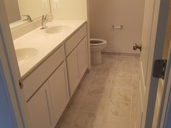 Loft Level opt. Owner s Bath