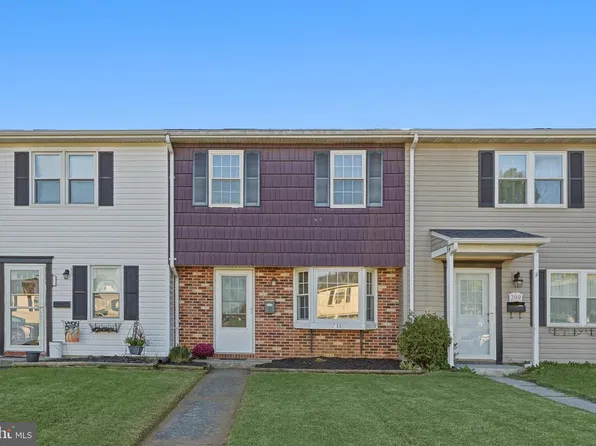 211 E Fairfax St, Berryville, VA 22611