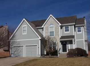 8906 W 127th Trl, Overland Park, KS 66213