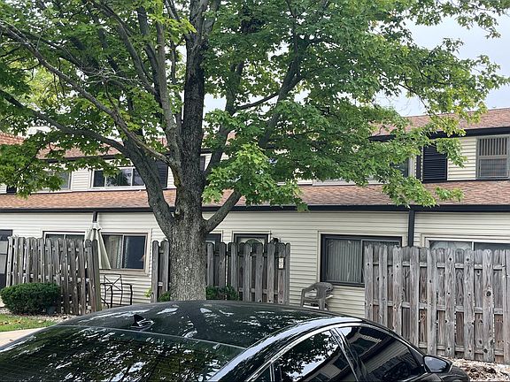 2nd image of 3107 W Willow Knolls Dr