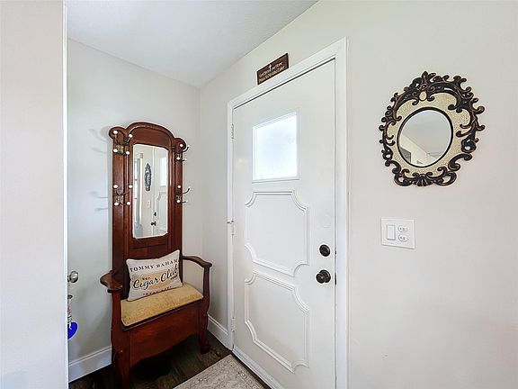 3rd image of 9030 NW 17th Street