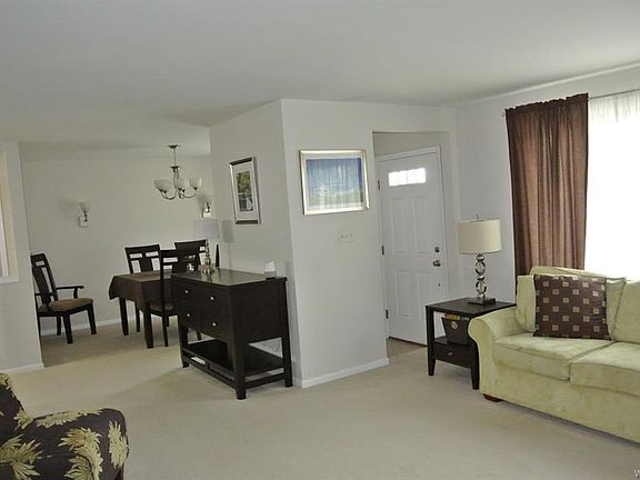 4th image of 86 Leni Ln