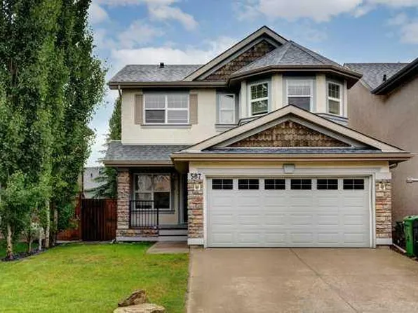 587 W Everbrook Way SW, Calgary, AB T2Y 0E7