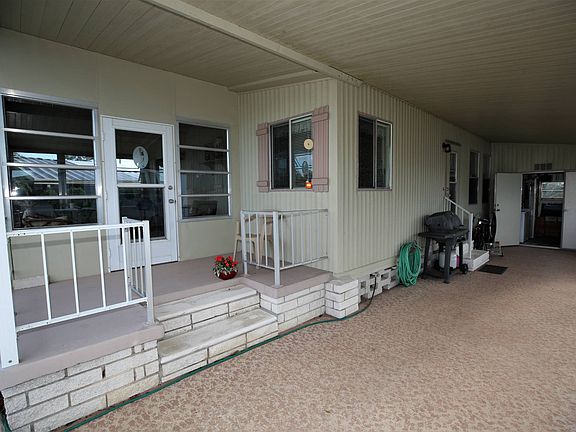 4th image of 8775 20th St Lot 108