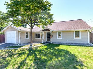 38 Saddle Rd, Norwalk, CT 06851