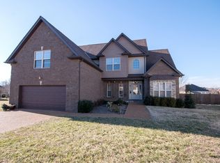121 Ashfield Ct, White House, TN 37188