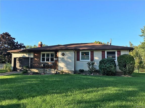 2nd image of 12 Christopher Dr