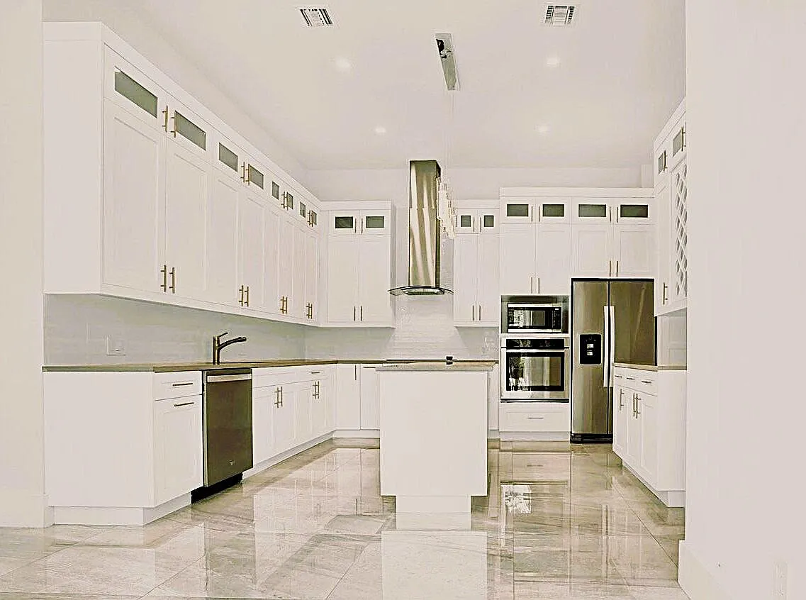 3 bed, 2.0 bath, 1442 sqft, $4,500 — Photo 1