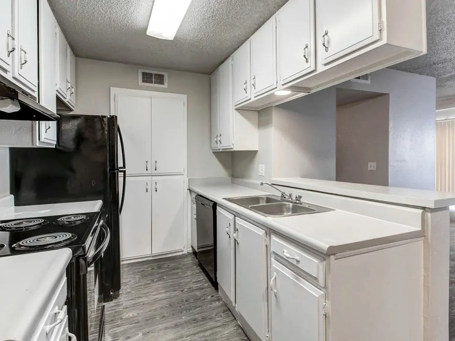 Ashley Park Estates — Photo 1