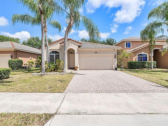 3rd image of 3783 Woodfield Drive