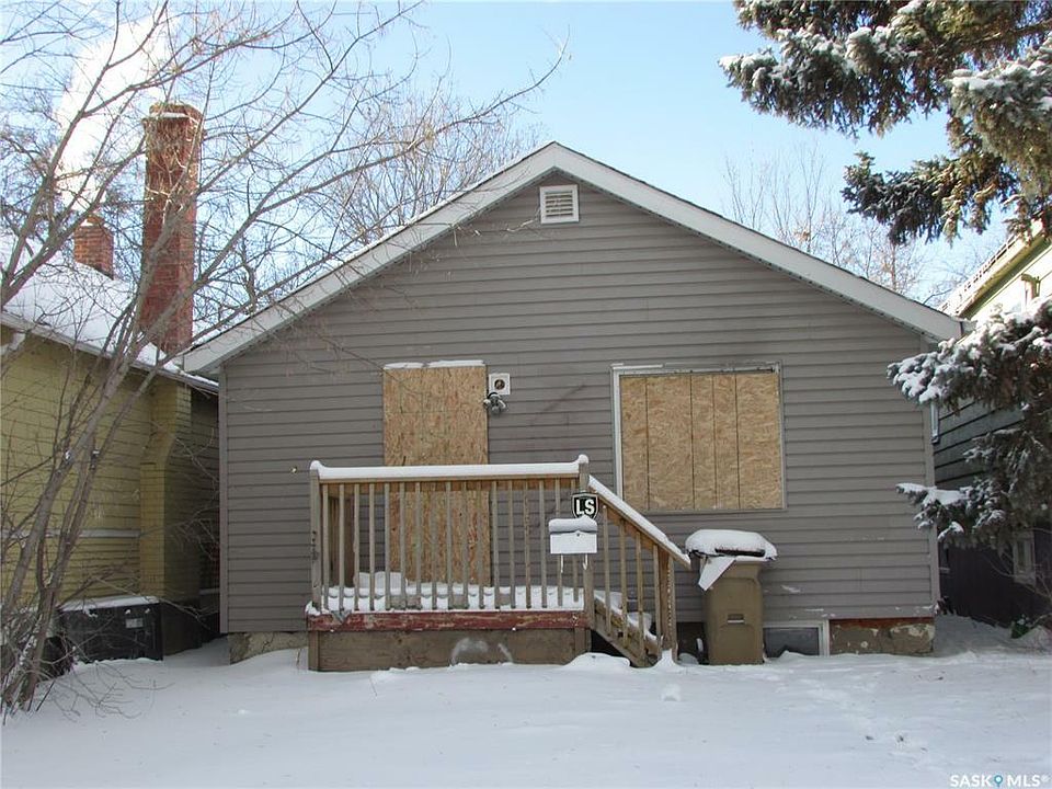 2nd image of 1308 Montague St