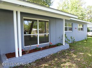 2nd image of 1028 Mantes Ave