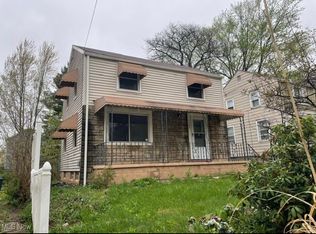 1145 Arnold Ave, Akron, OH 44305