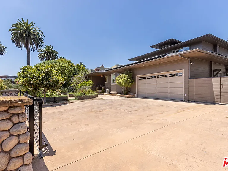 11835 S South Park Ave — Photo 31