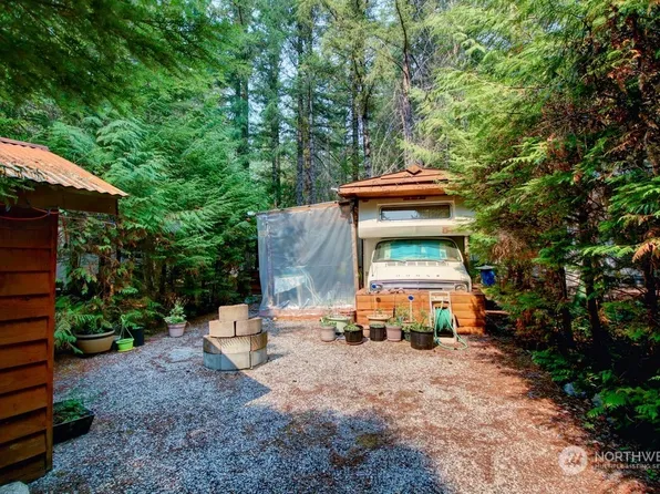 56 4 Branch Circle, Deming, WA 98244