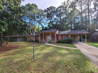 109 Tee Ln, Brunswick, GA 31525