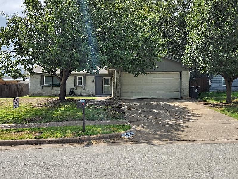 1st image of 1306 Natches Dr