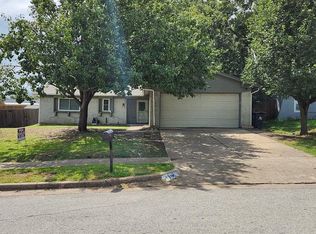 1306 Natches Dr, Arlington, TX 76014