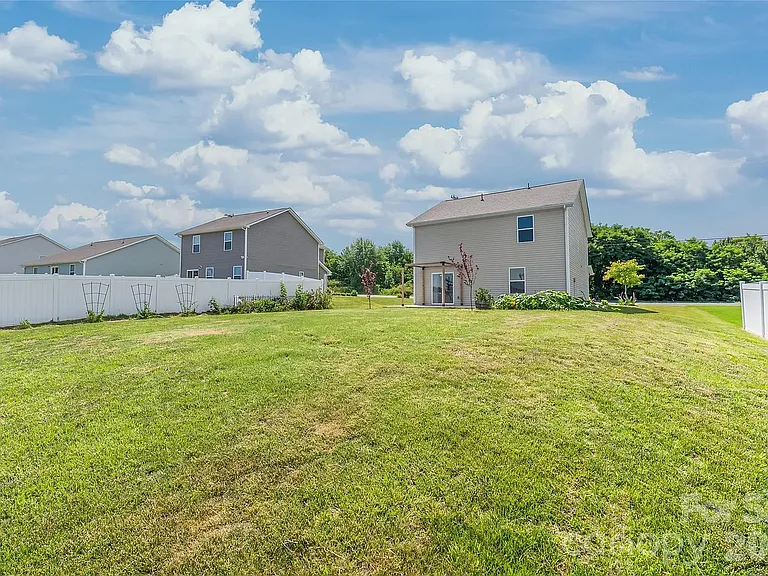1232 Phifer Rd — Photo 13
