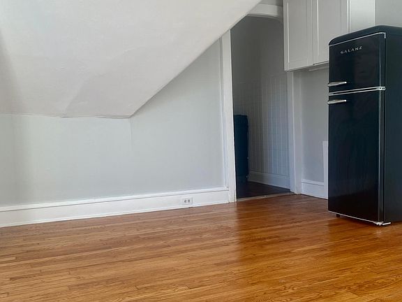 5th image of 58 Saint James St APT 9
