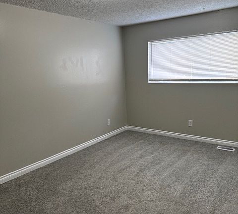 5th image of 6709 N Standard St APT 1