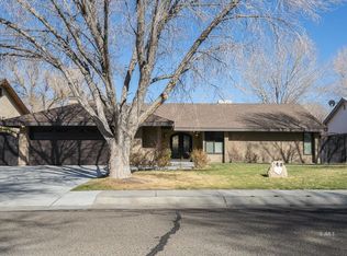1470 Bear Creek Dr, Bishop, CA 93514