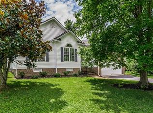 6506 Saint Cecelia Dr, Midlothian, VA 23112