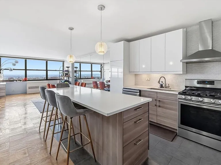 7000 Boulevard #45F — Photo 7