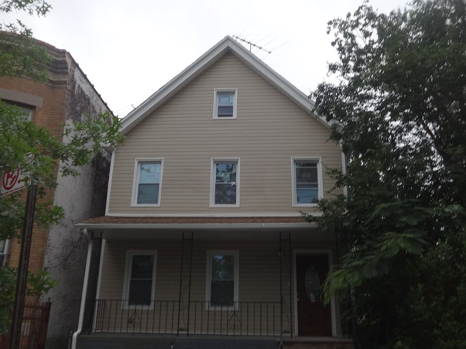 1st image of 820 E 228th St #2