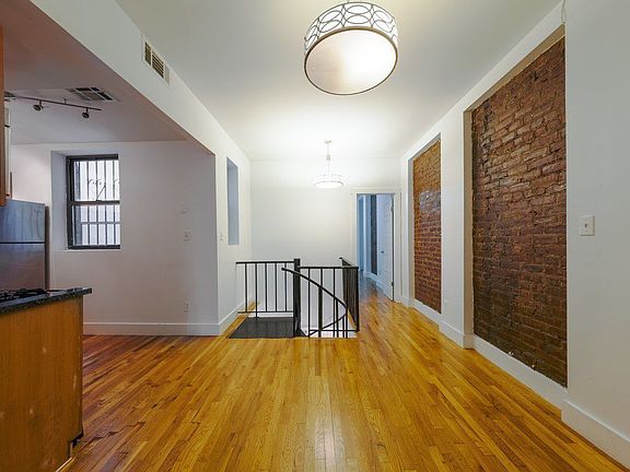 4th image of 1208 Pacific St APT 1H