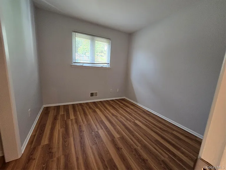 14 Lake Shore Dr — Photo 10