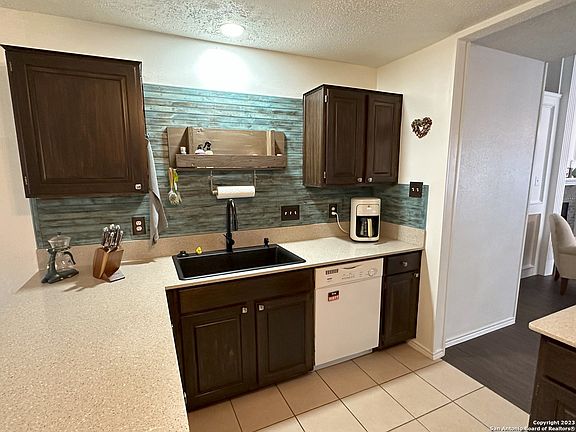 3rd image of 11810 Amy Frances Dr