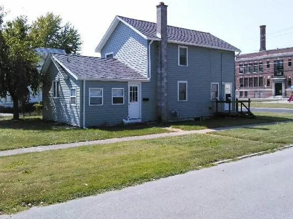 53 N Adam St, Lockport, NY 14094