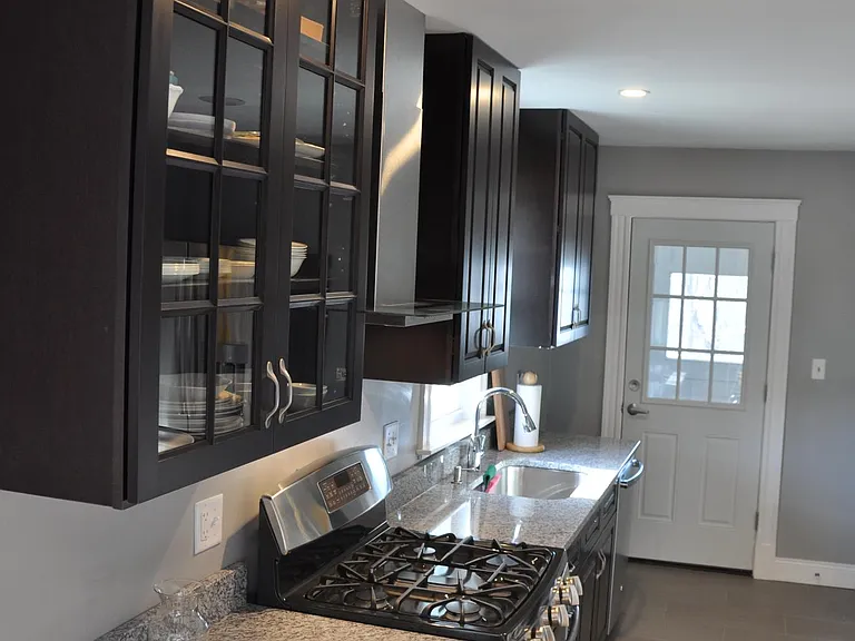 181 Auburndale Ave — Photo 7