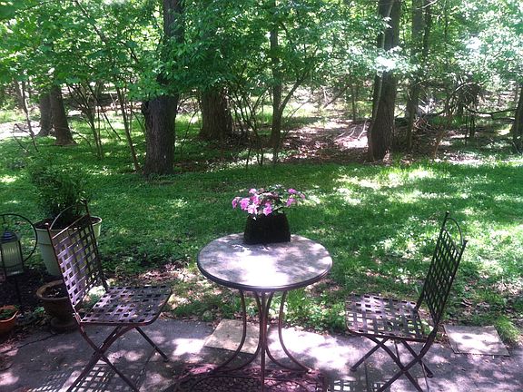4th image of 10613 Weymouth St #10613