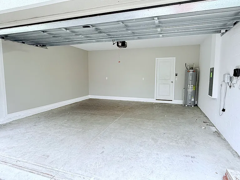 7109 Amelia Cove Ct — Photo 17