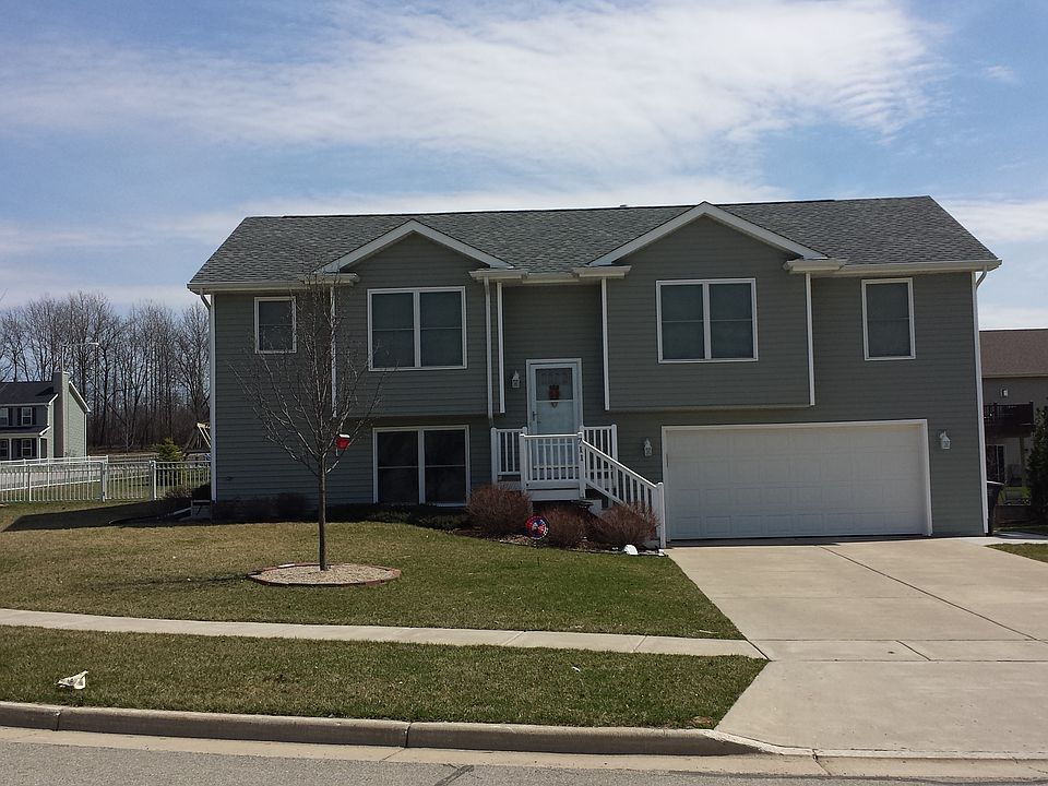 1st image of 711 N Andria Dr
